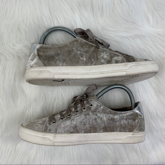 ***SOLD*** DV Dolce Vita Velvet Lace Up Sneaker - Picture 6 of 7